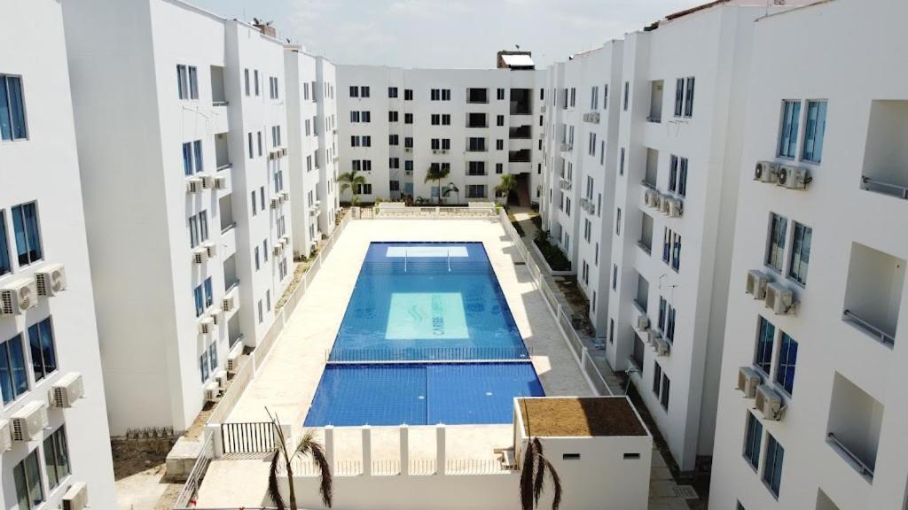 Apartamento En Caribe Campestre Ковеньяс Экстерьер фото